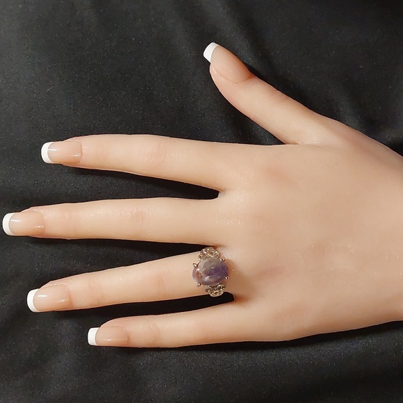 Amethyst Fashion Ring - (faux) 6 - Picture 5 of 6